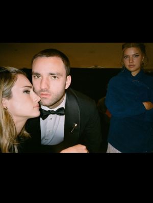 Cliquer pour voir l'image en taille réelle
==============
0023.jpg 0023.jpg